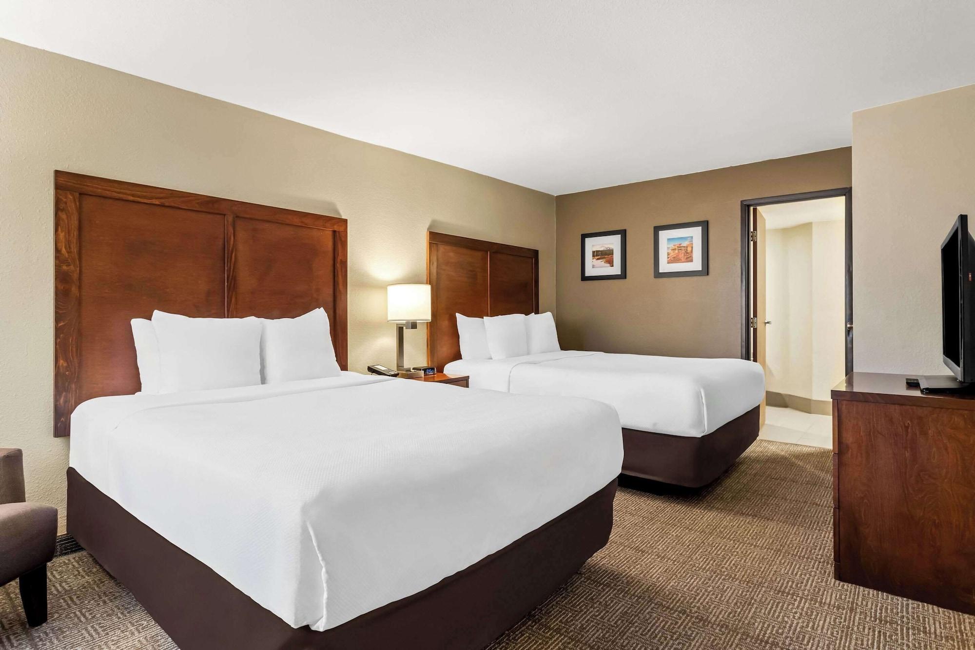 Comfort Inn & Suites Albuquerque Downtown - photo 25