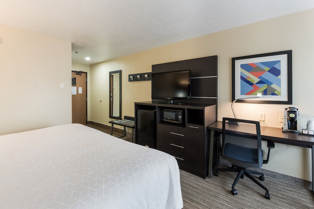 Holiday Inn Express London by IHG - photo 14