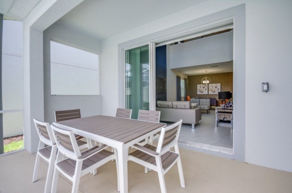 Champions Gate Luxury 5 Bedroom Resort Villa 5 Home by Redawning - photo 21