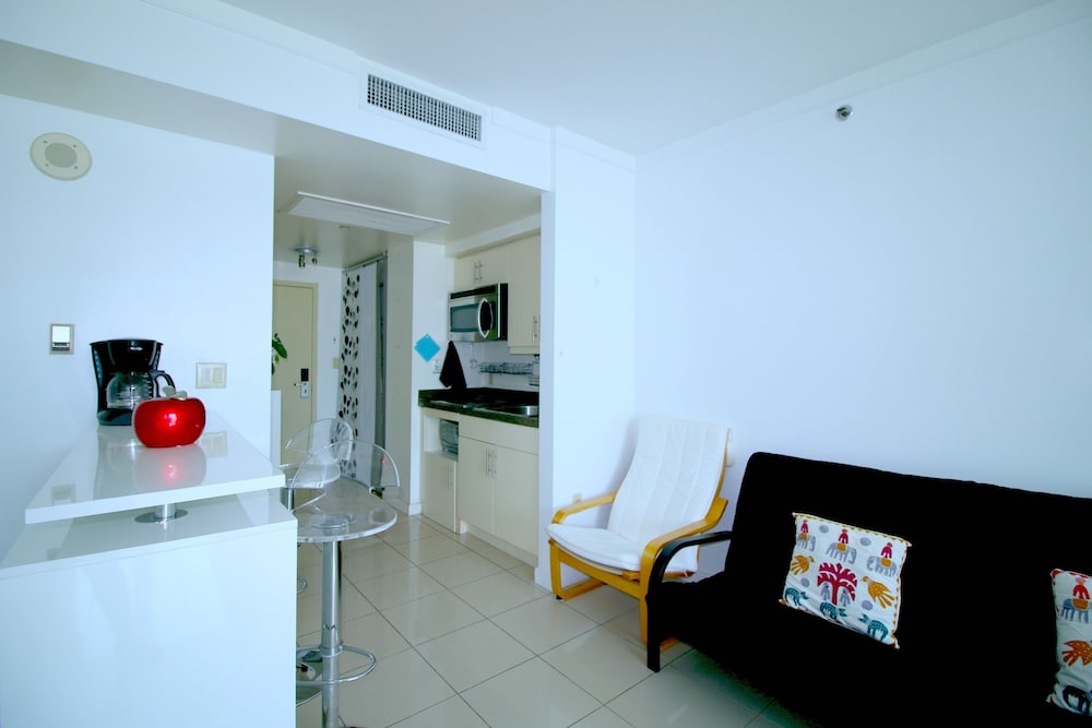 Sonesta Resort by 1st HomeRent Miami - photo 22