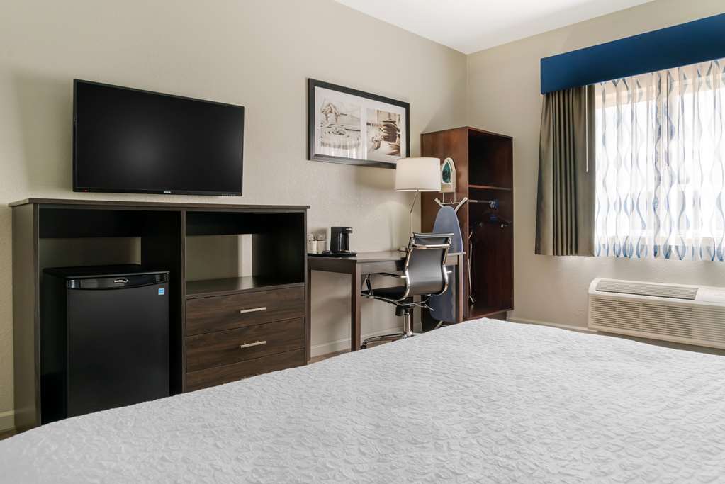 Best Western Clare Hotel - photo 10