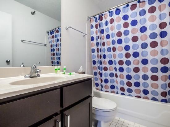 Ginosi Chicago Suites - photo 10