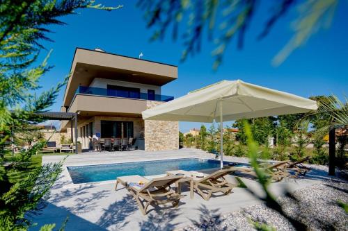 Villa Pieron — 4-Star Luxury Hotel in Barban, Croatia
