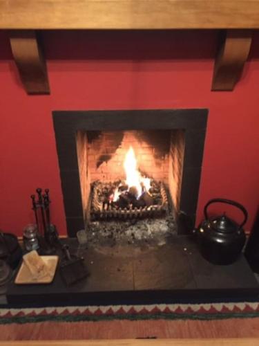 Primrose Cottage Bushmills Cosy Self Catering Property — 4-Star Luxury Hotel in Bushmills, United Kingdom
