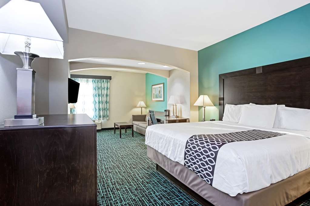 La Quinta Inn & Suites by Wyndham PCB Pier Park area - photo 13