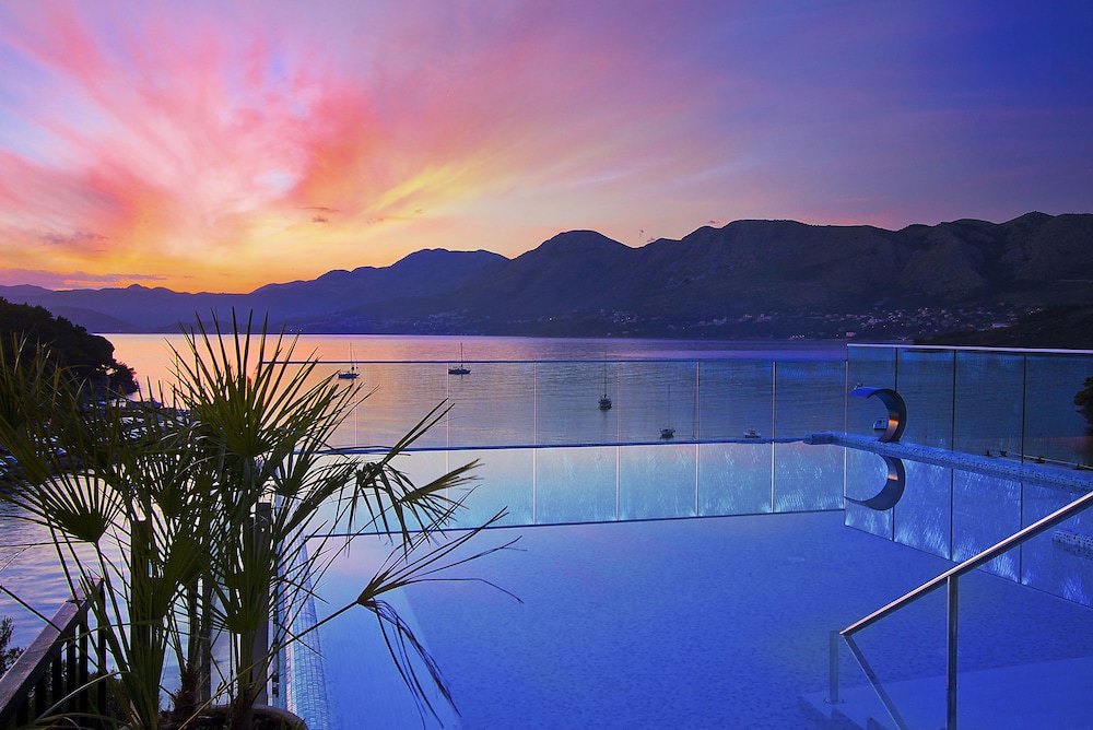 Hotel Cavtat — hotel in Dubrovnik
