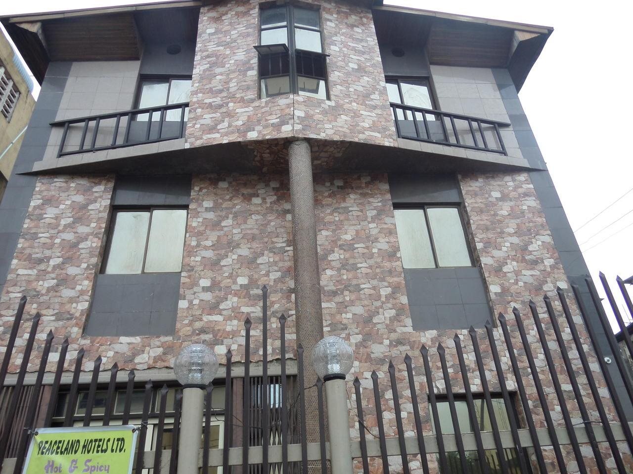 Peaceland Hotel LTD - last minute hotel in Lagos
