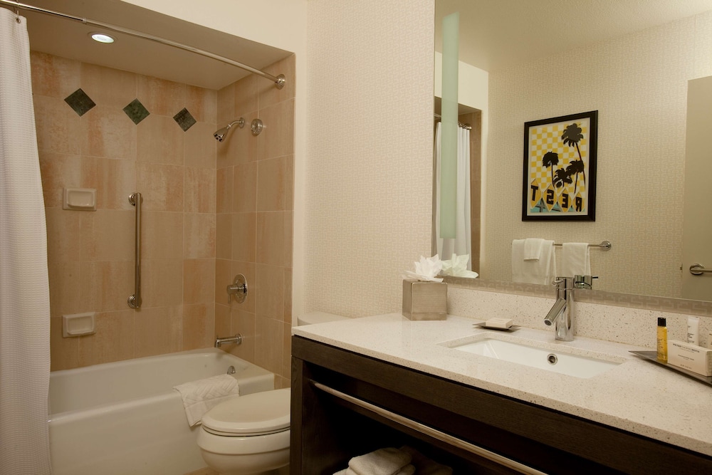 Hilton Palm Springs Resort - photo 14