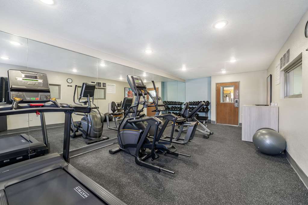 Best Western Park City Wichita North - photo 42