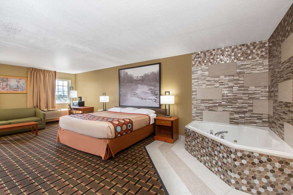 Super 8 by Wyndham Ottawa - photo 15