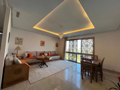 Luxe serein en Marina — 4-Star Luxury Hotel in Sale, Morocco