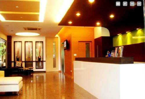 Sathorn Place - last minute hotel in Bangkok