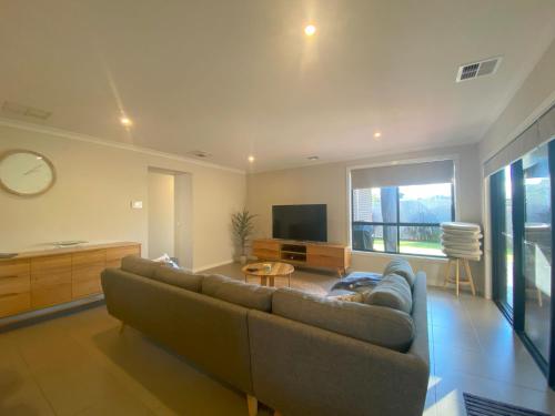 World Class on Wattle — Inverloch — photo 4
