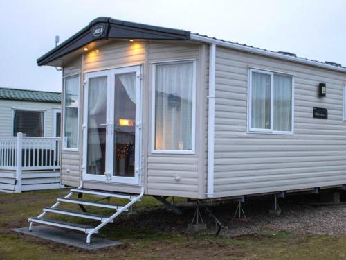 Eagle’s Den Caravan Holiday Retreat in Lossiemouth, United Kingdom