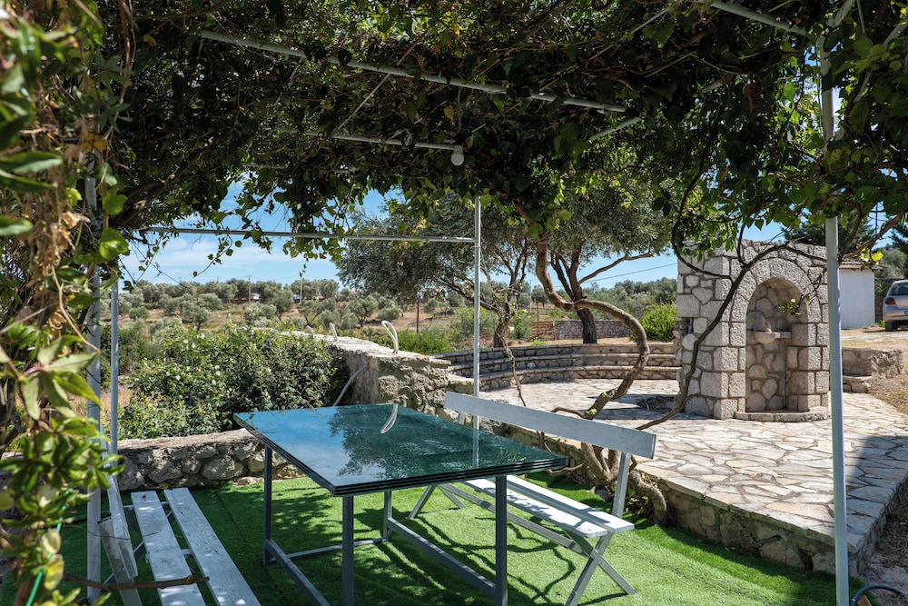 Hotel Horizon Ksamil pet-friendly hotel Ksamil