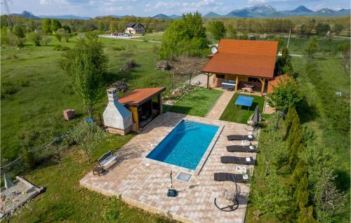 Gorgeous Home In Lovinac With Sauna — 4-Star Luxury Hotel in Lovinac, Croatia