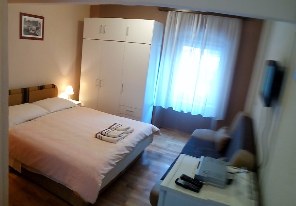 Carol Rooms — Trogir — photo 5