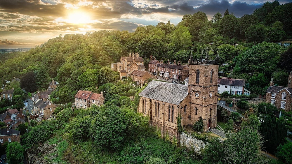Heritage View Guest House — 4-Star Luxury Hotel in Ironbridge, United Kingdom