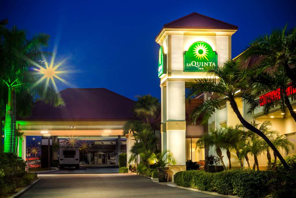 La Quinta Inn by Wyndham Clearwater Central - photo 4