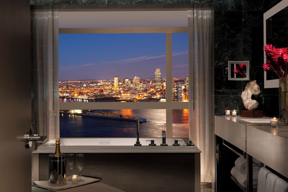 Millennium Hilton New York One UN Plaza - photo 54