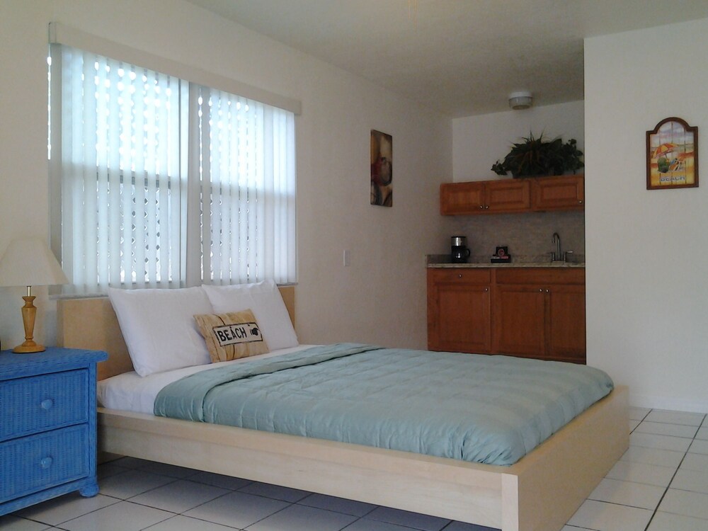 The Bungalows - photo 4