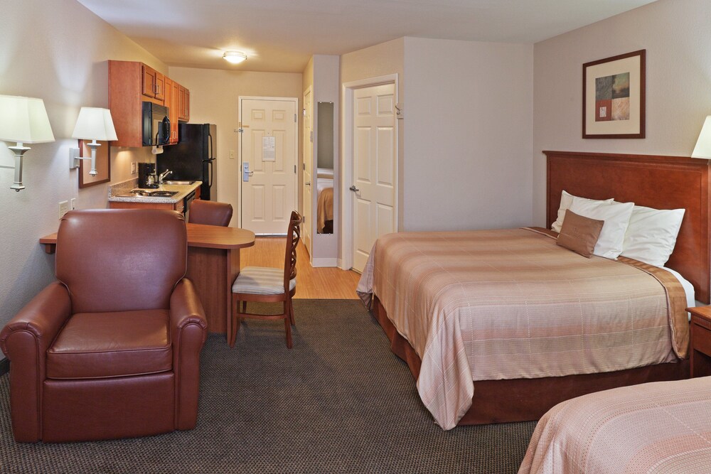 Candlewood Suites Wichita Falls at Maurine Street by IHG - photo 8