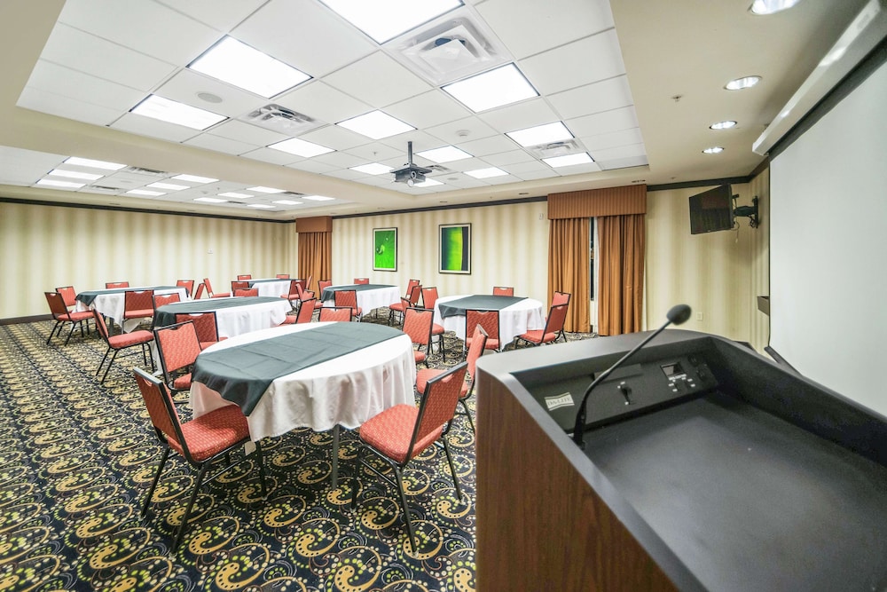 Hampton Inn & Suites Tulsa Catoosa - photo 55