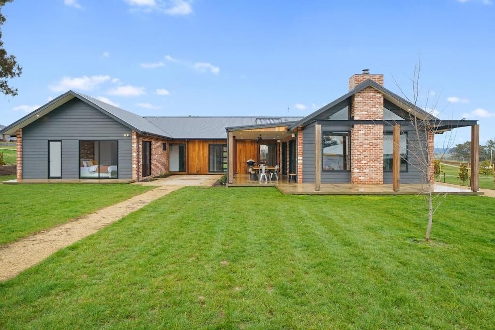 Wild Wombat - carbon neutral hotel in Mansfield
