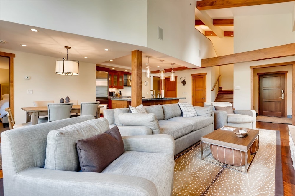 1 385 Gore Creek Dr. Vorlaufer #303 — 4-Star Luxury Hotel in Vail, United States