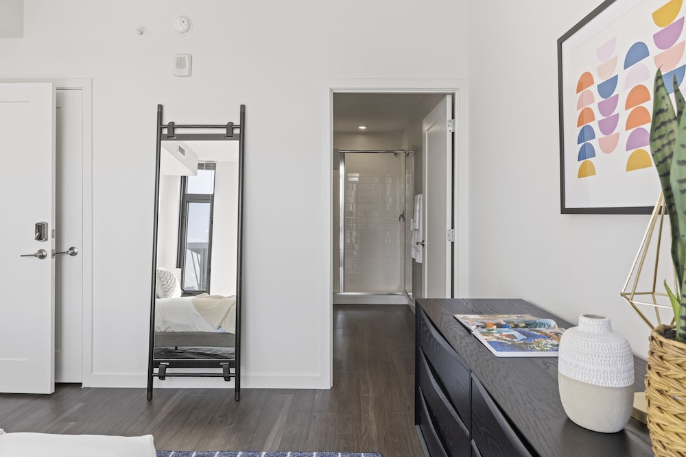 Placemakr Marymount Ballston - photo 30