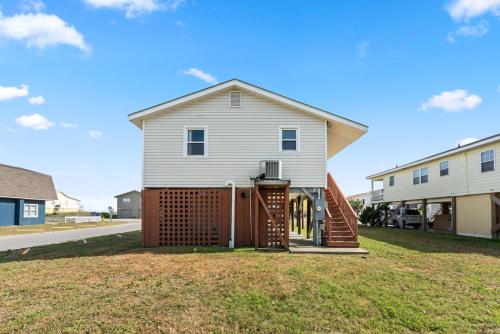 A Beach Music Paradise by Oak Island Accommodations - photo 5