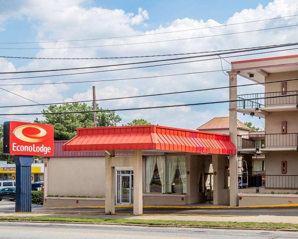 Econo Lodge Atlanta College Park - photo 2