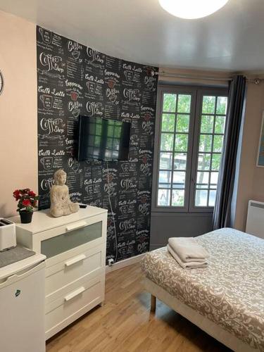 Studio Montsouris - last minute hotel in Paris