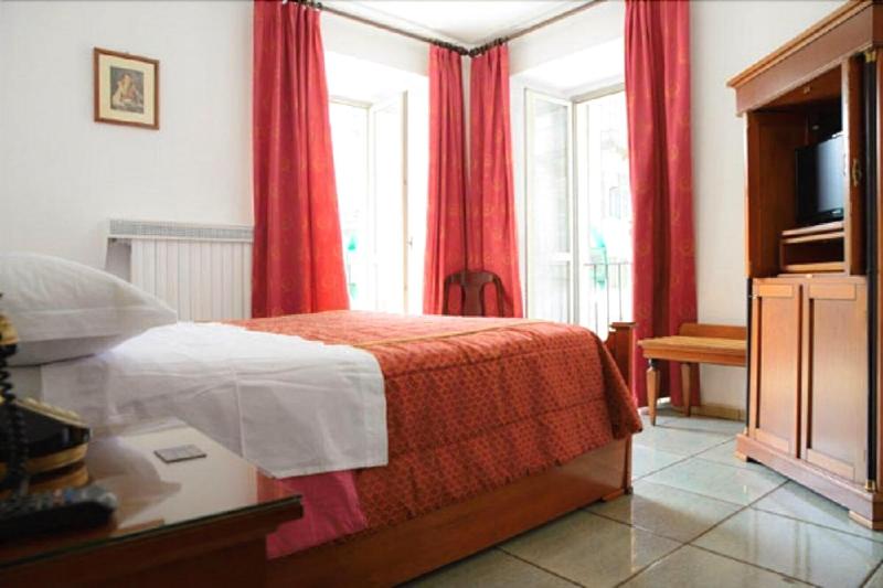 Hotel Napoleon - last minute hotel in Turin