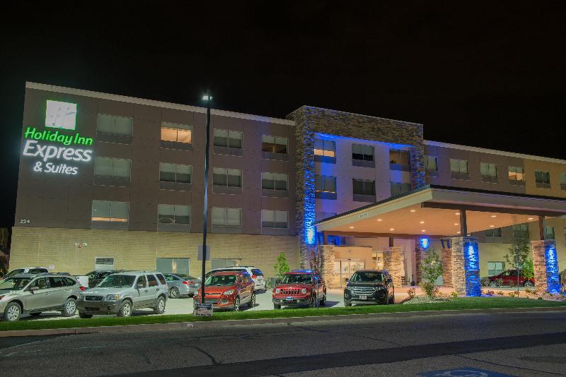 Holiday Inn Express & Suites Mishawaka South Bend by IHG — hotel in Granger
