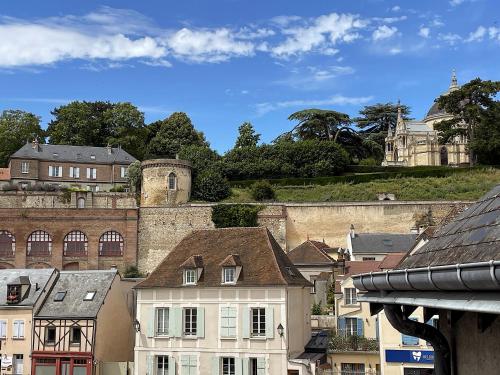 Immeuble de Charme Au Coeur de Dreux in Dreux, France