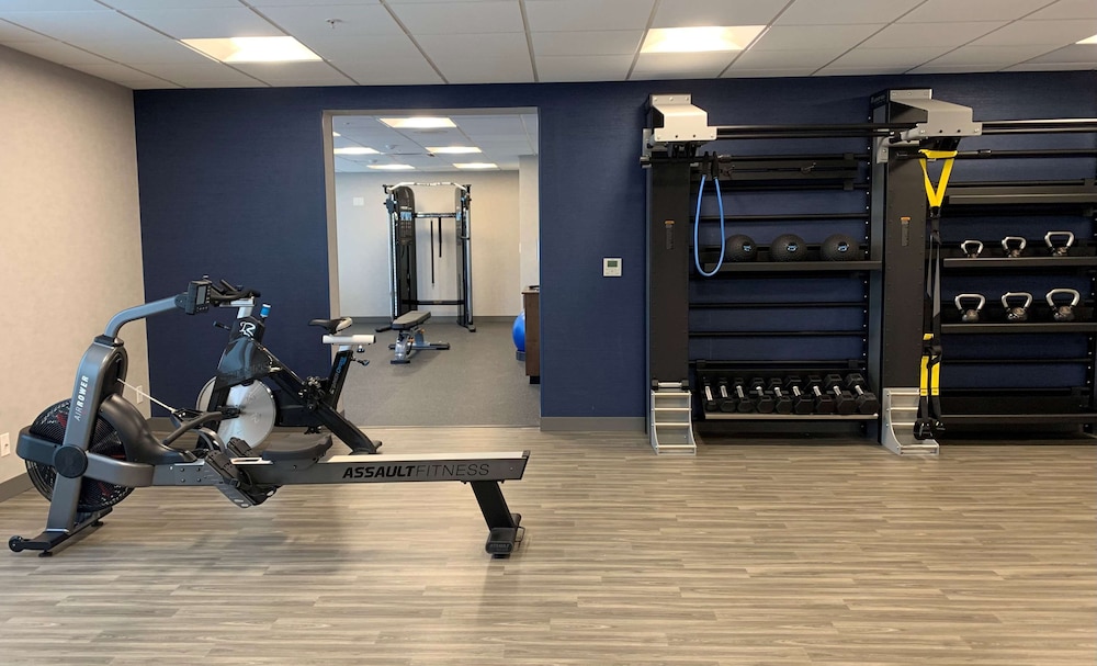 Hampton Inn Harrisburg East - photo 41