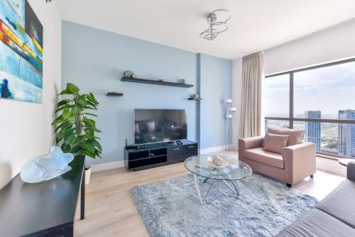 Luxury JBR Shams Sea or Marina View Free 5 star Beach Resorts Access — 4-Star Luxury Hotel in Dubai, United Arab Emirates