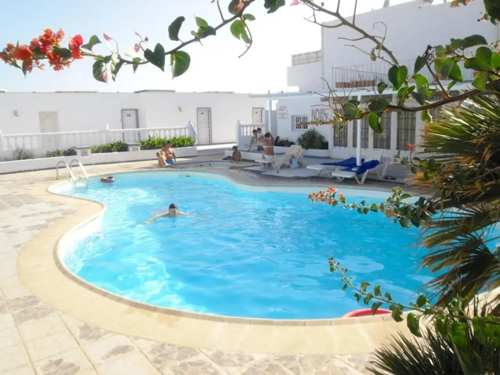 New Colonyclub — 4-Star Luxury Hotel in Puerto Del Carmen, Spain
