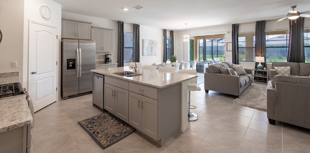 7547oml solterra Resort 6 Bedroom Home by RedAwning - photo 14