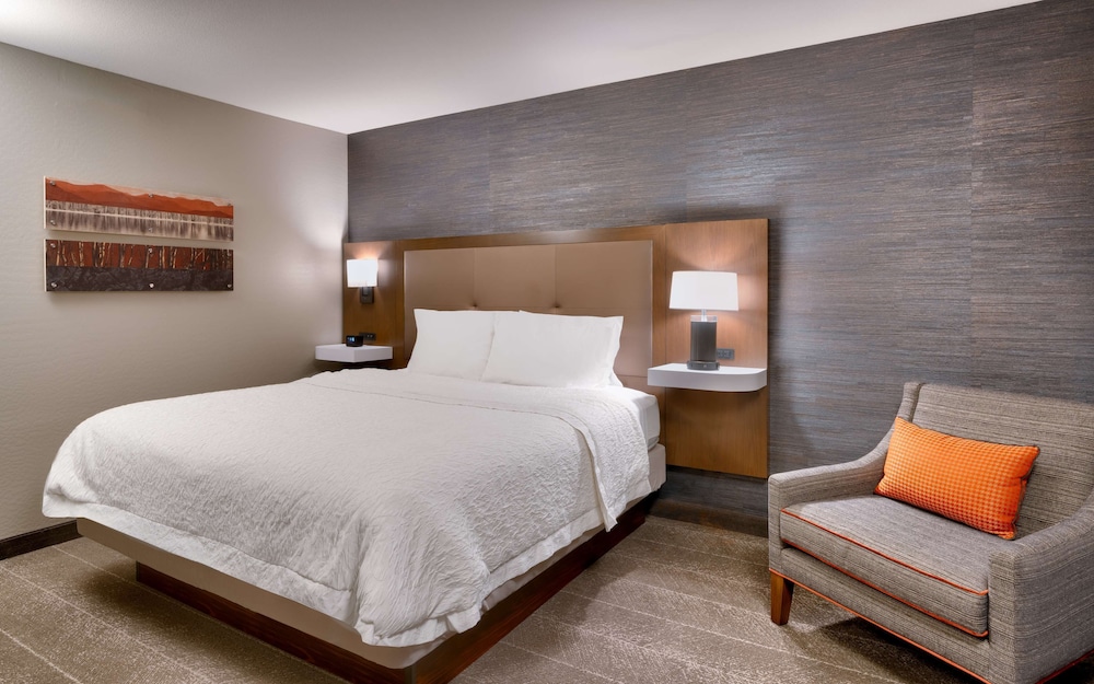 Hampton Inn & Suites Show Low Pinetop - photo 18