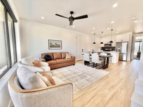 Desert townhome in Kanab Utah Near Zion in Kanab, United States