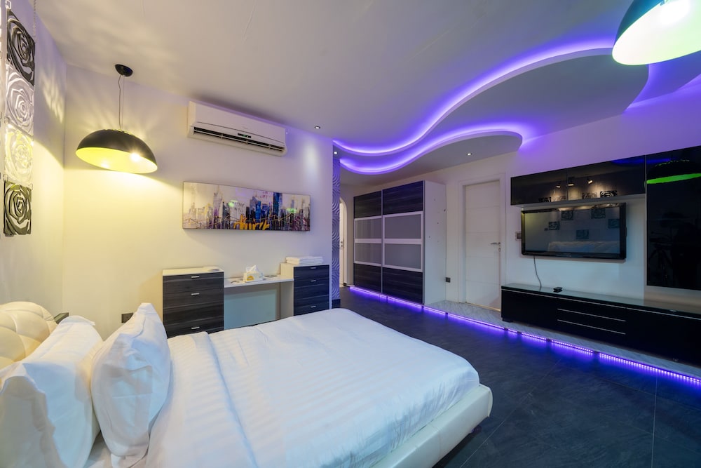 Luxury Three bedroom Apt Al Yasmin — 4-Star Luxury Hotel in Riyadh, Saudi Arabia