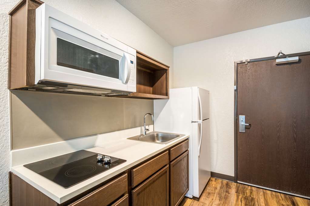 WoodSpring Suites Bradenton - photo 13