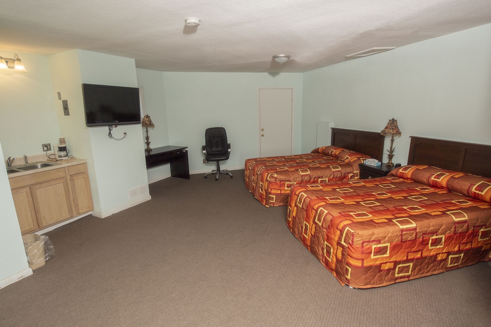 Tower 64 Motel & RV - photo 29
