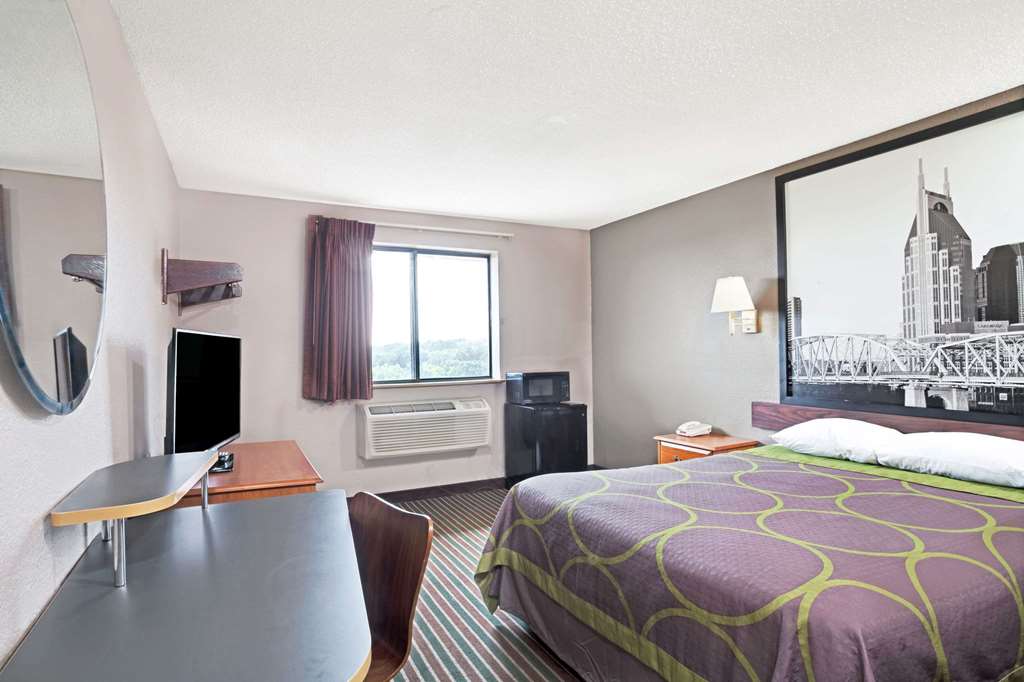 Super 8 by Wyndham Nashville Dntn Opryland Area - photo 10