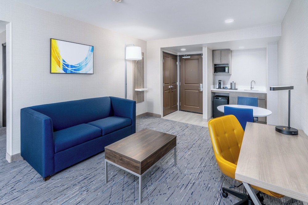 Holiday Inn Express Hotel & Suites Cheyenne by IHG - photo 9