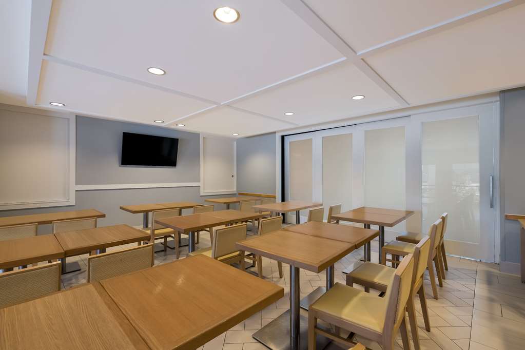 Sonesta ES Suites Orlando International Drive - photo 33