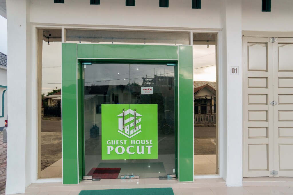 RedDoorz Syariah near Pelabuhan Ulee Lheue Banda Aceh in Banda Aceh, Indonesia