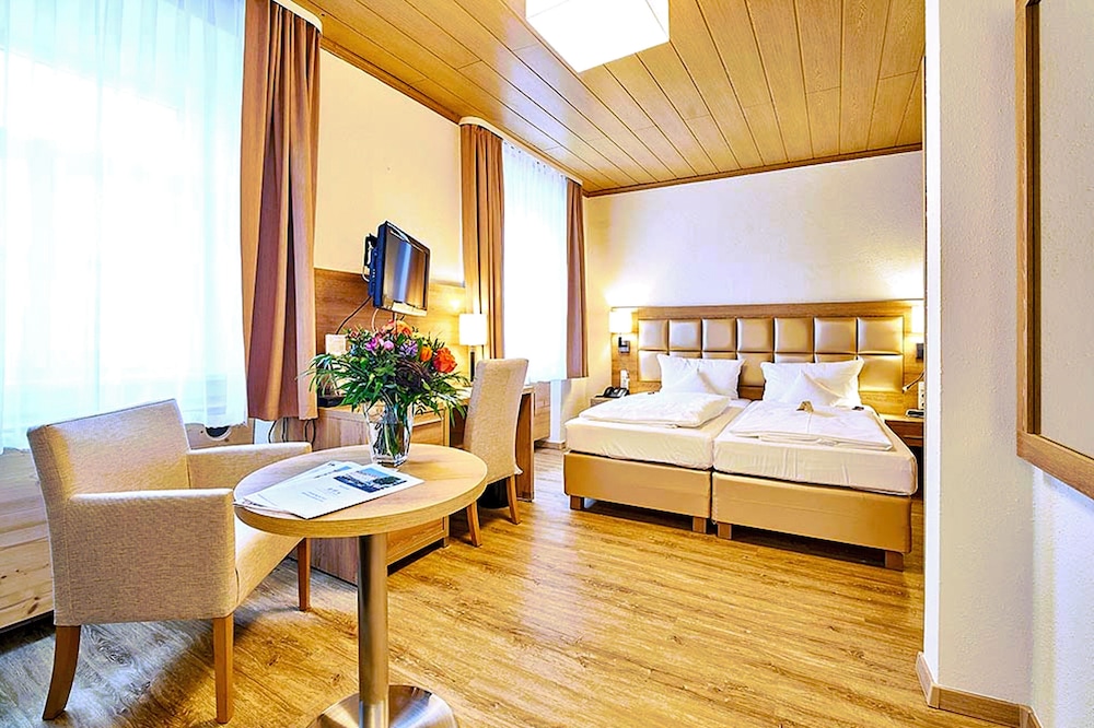 Akzent Hotel Goldner Stern — hotel in Ebermannstadt